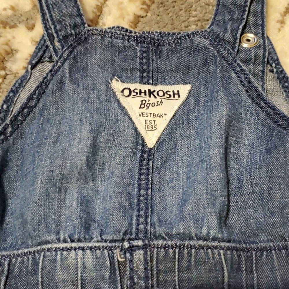 OshKosh B'gosh Vestback Chambray Denim Overalls 18 months Blue Snap Pants V3 - Picture 7 of 8